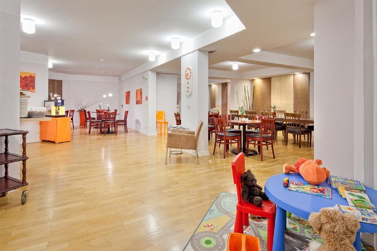 Das Gaestehaus Der Elb Lounge "Self Check In" Hamburg Bagian luar foto