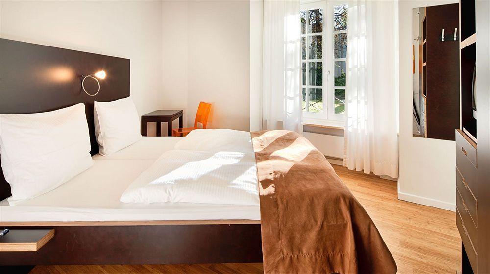 Das Gaestehaus Der Elb Lounge "Self Check In" Hamburg Bagian luar foto
